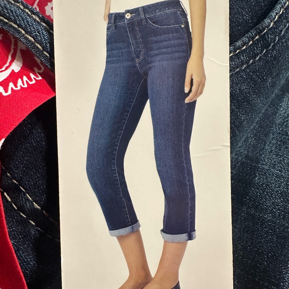 Nwt. Santana capri